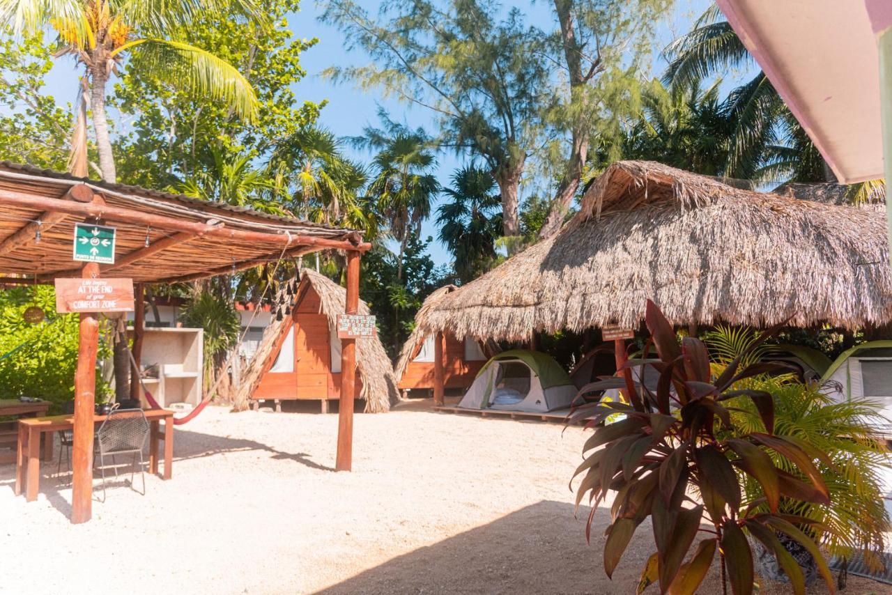 Mapache Hostel & Camping Isla Holbox Exterior photo
