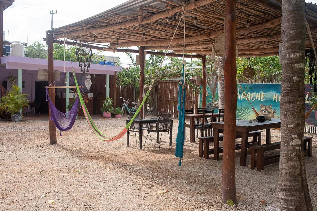 Mapache Hostel & Camping Isla Holbox Exterior photo