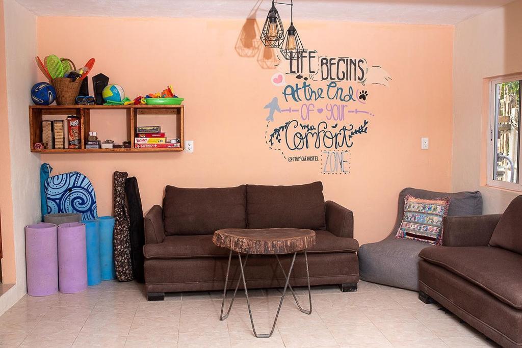 Mapache Hostel & Camping Isla Holbox Exterior photo