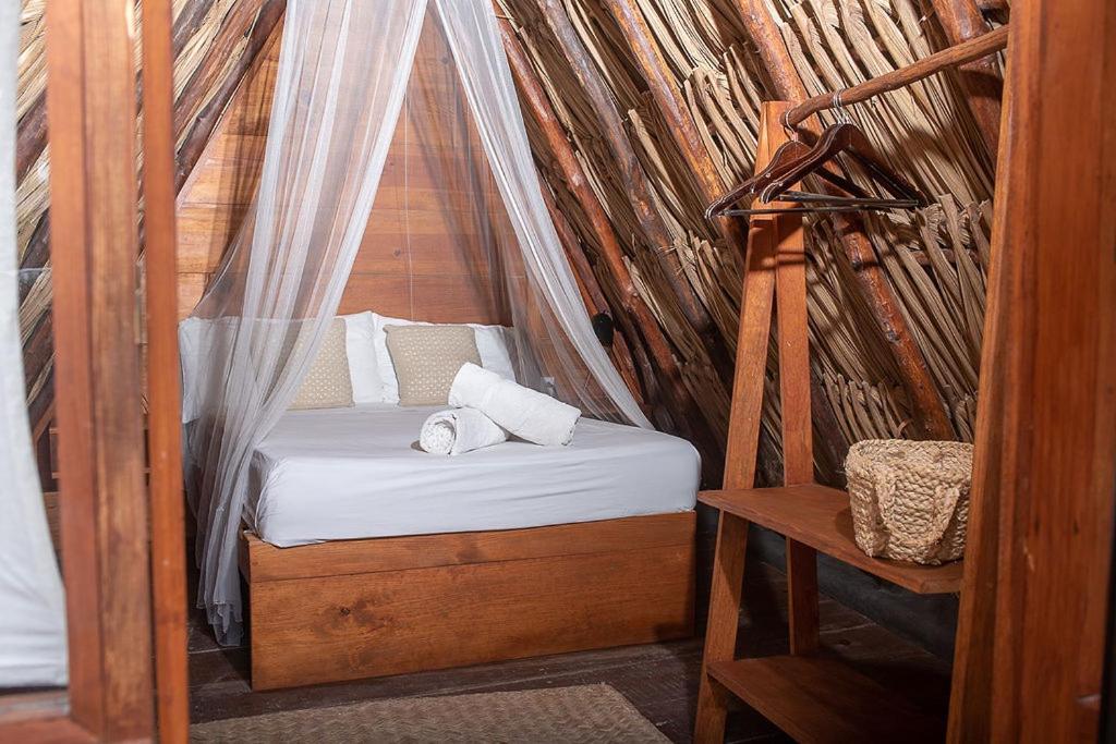 Mapache Hostel & Camping Isla Holbox Exterior photo